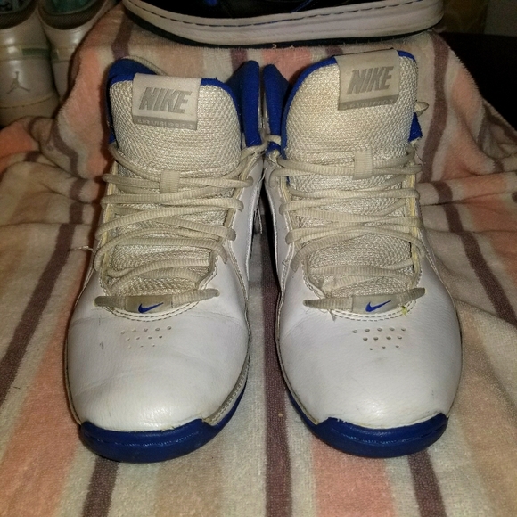 Nike - Picture 1 of 5